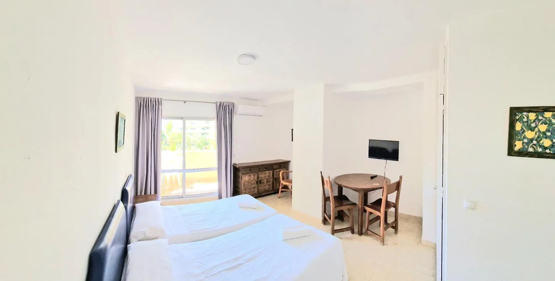Apartment Benal Beach Holidays